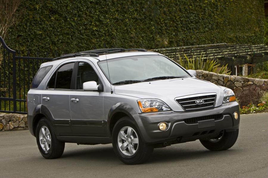  Kia Sorento 2006 года  (фото 45 из 57)